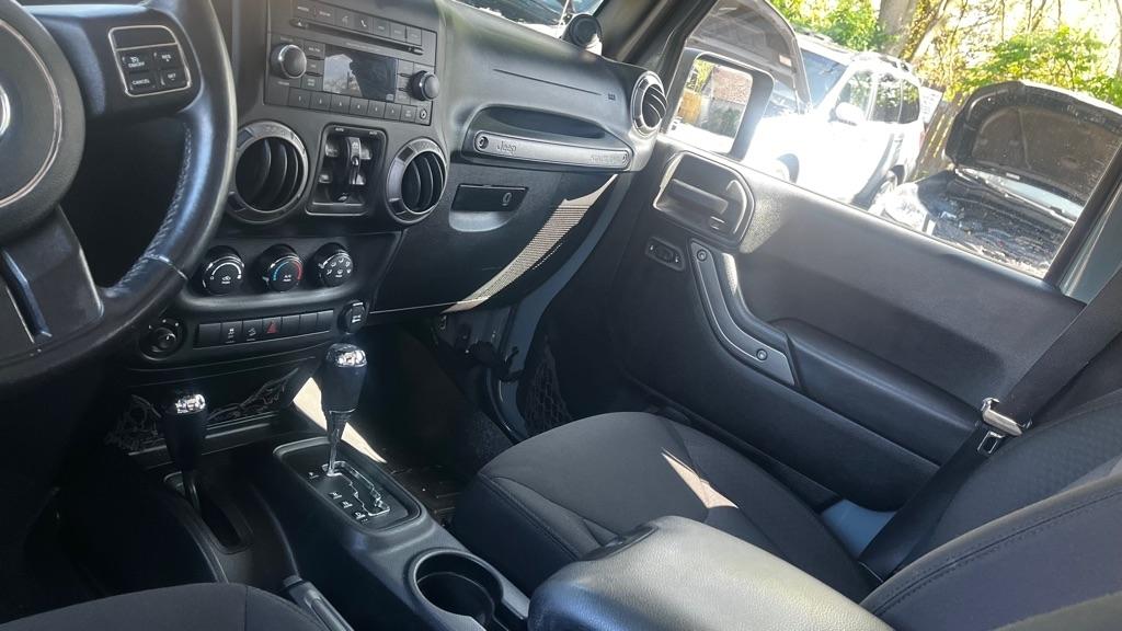 Jeep Wrangler Unlimited Sport 4WD 2014