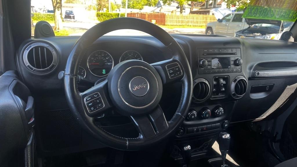 Jeep Wrangler Unlimited Sport 4WD 2014