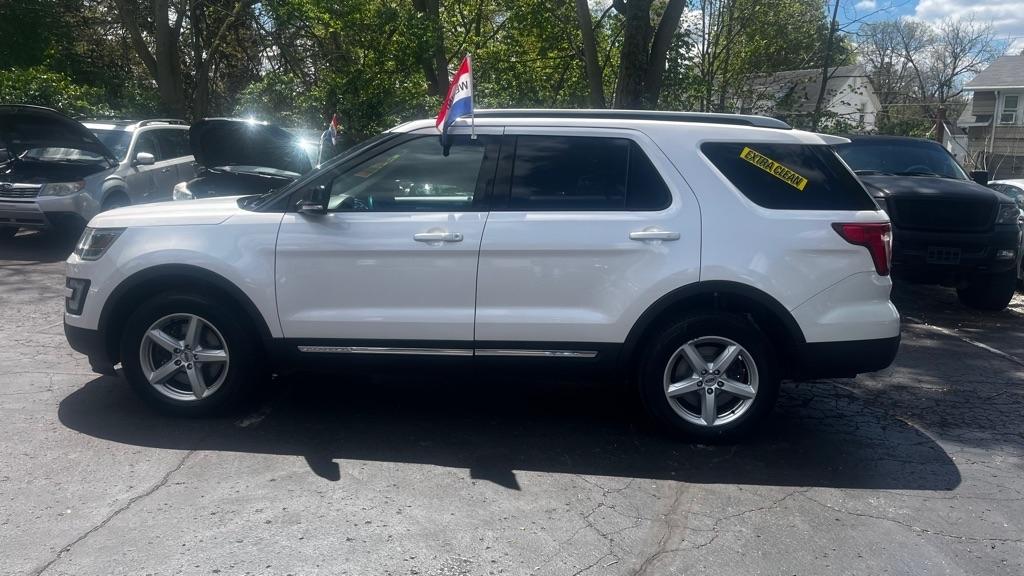 Ford Explorer XLT 4WD 2017