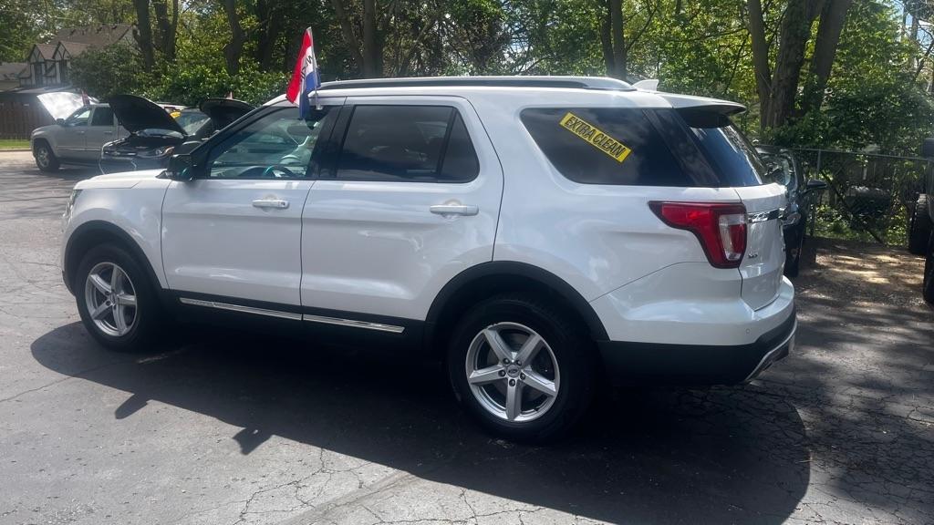 Ford Explorer XLT 4WD 2017