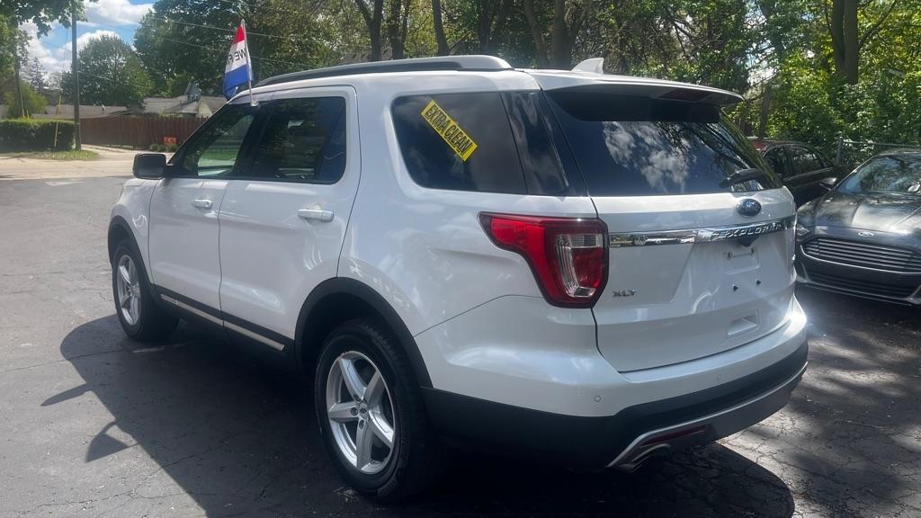 Ford Explorer XLT 4WD 2017