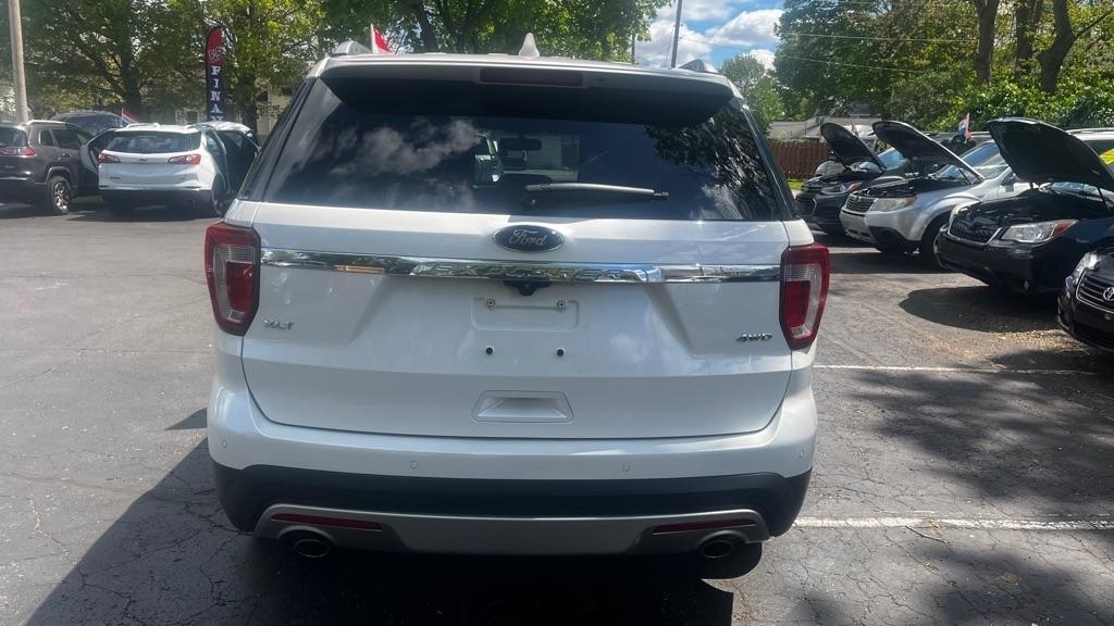 Ford Explorer XLT 4WD 2017