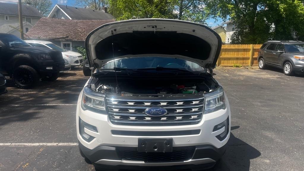 Ford Explorer XLT 4WD 2017