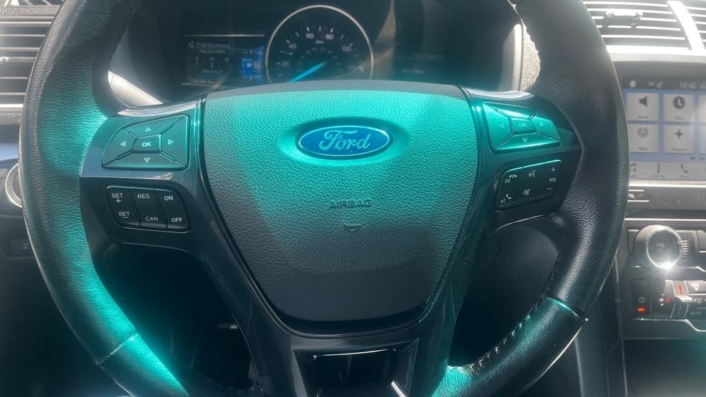 Ford Explorer XLT 4WD 2017