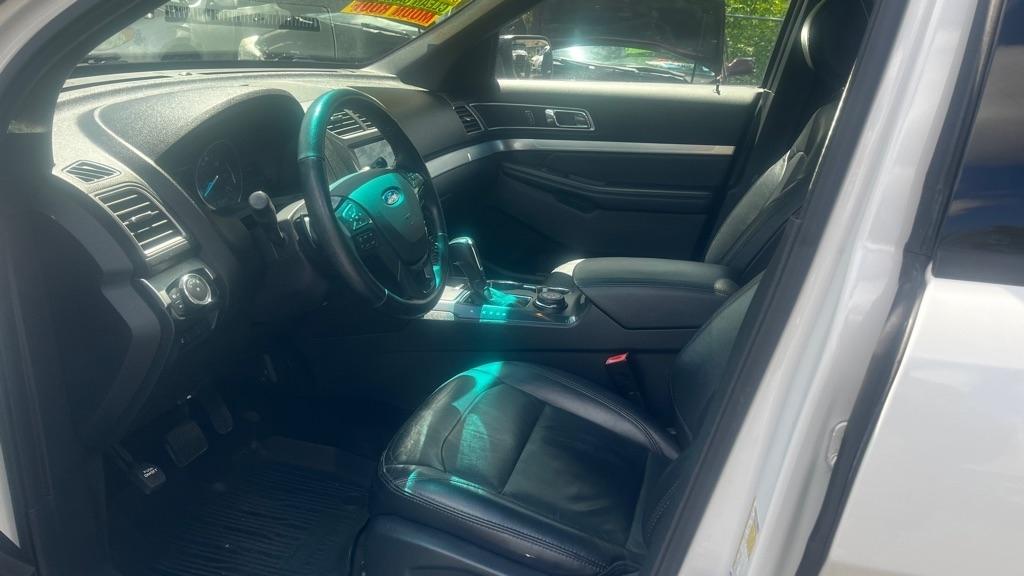 Ford Explorer XLT 4WD 2017