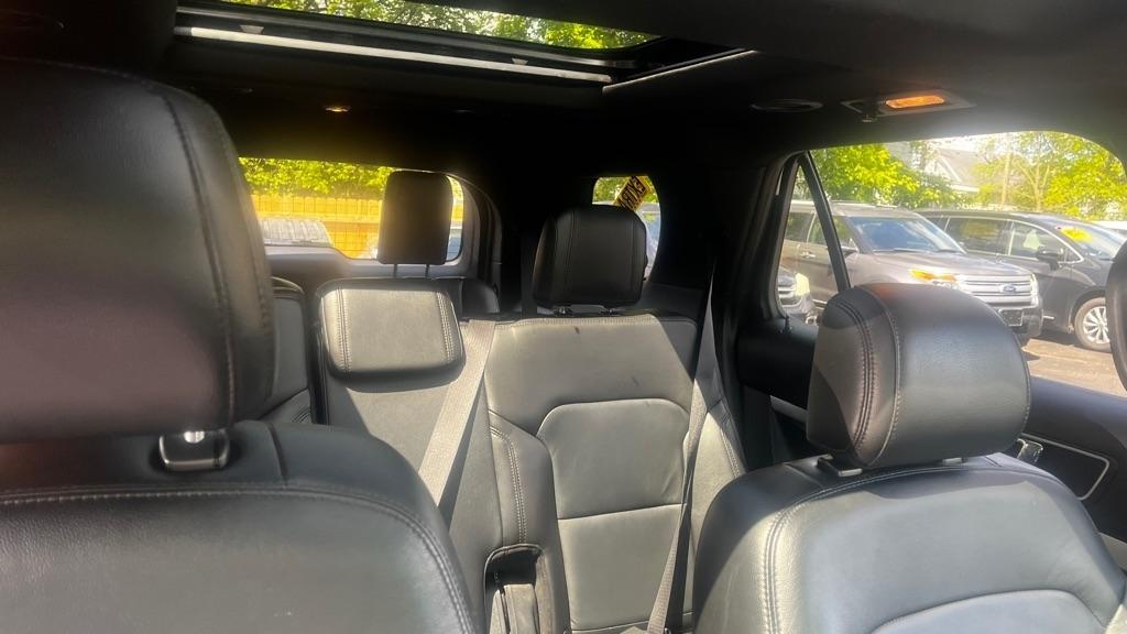 Ford Explorer XLT 4WD 2017