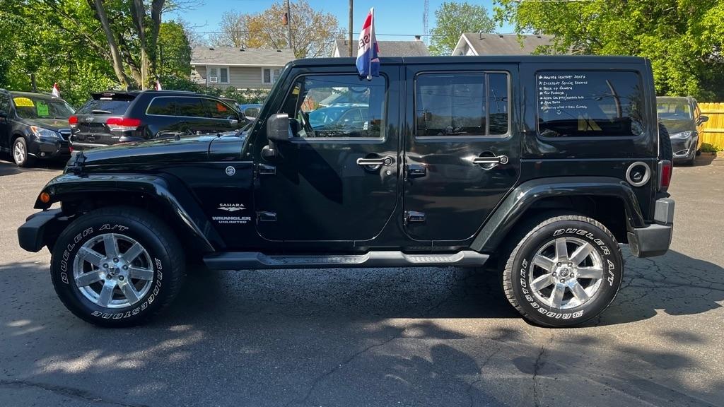 Jeep Wrangler Unlimited Sahara 4WD 2012
