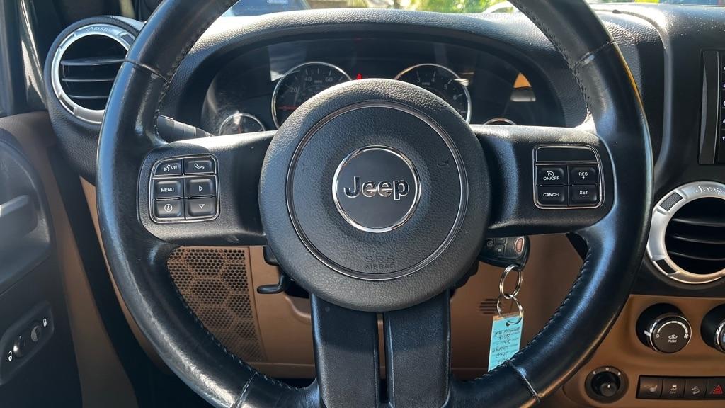 Jeep Wrangler Unlimited Sahara 4WD 2012