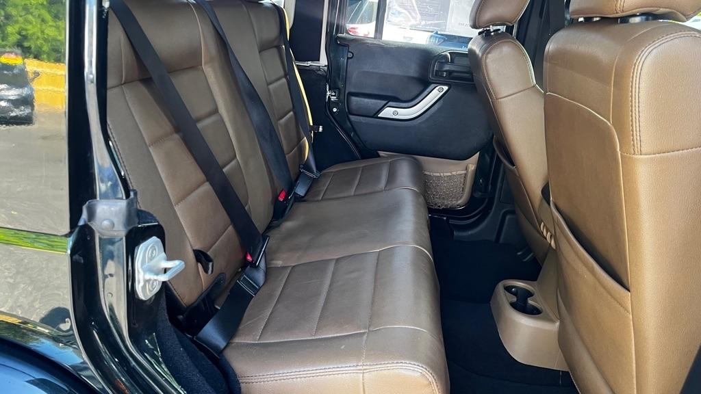 Jeep Wrangler Unlimited Sahara 4WD 2012