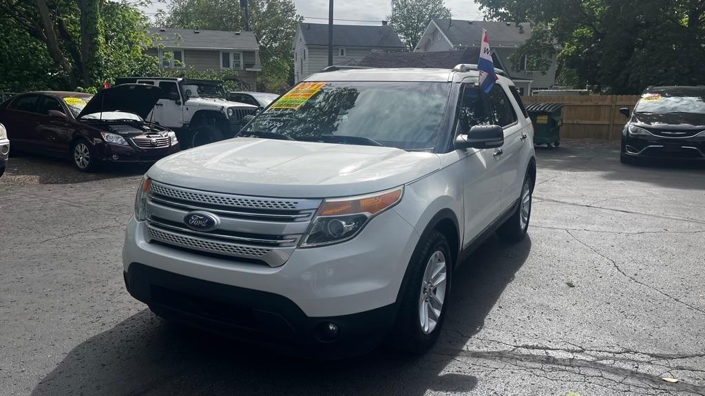 2011 Ford Explorer XLT 4x4's photo