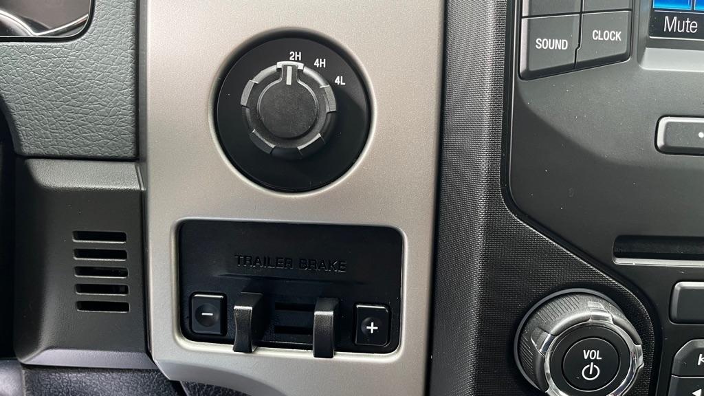 Ford F-150 XL SuperCrew 5.5-ft. Bed 4WD 2013
