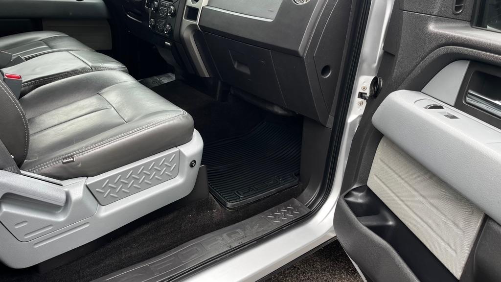 Ford F-150 XL SuperCrew 5.5-ft. Bed 4WD 2013