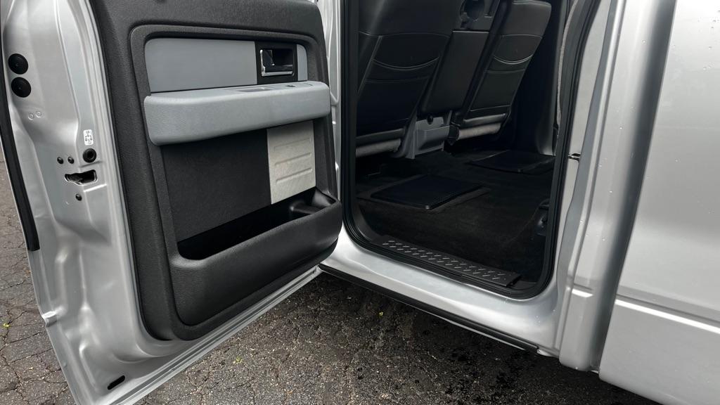 Ford F-150 XL SuperCrew 5.5-ft. Bed 4WD 2013