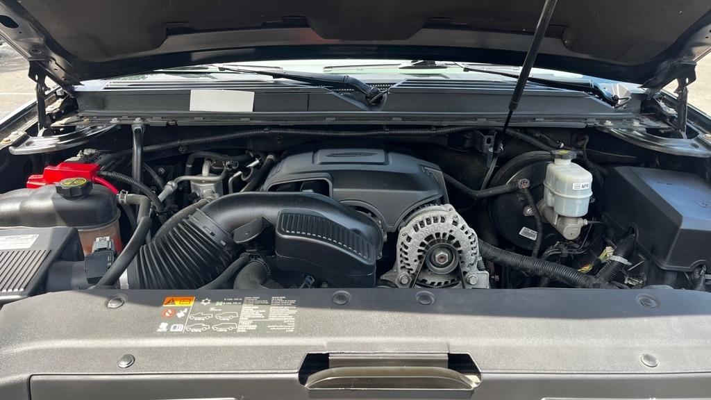 Chevrolet Tahoe LTZ 4WD 2013