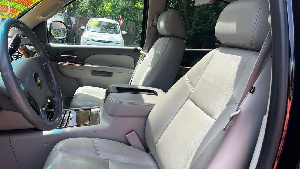 Chevrolet Tahoe LTZ 4WD 2013
