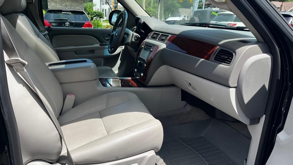 Chevrolet Tahoe LTZ 4WD 2013