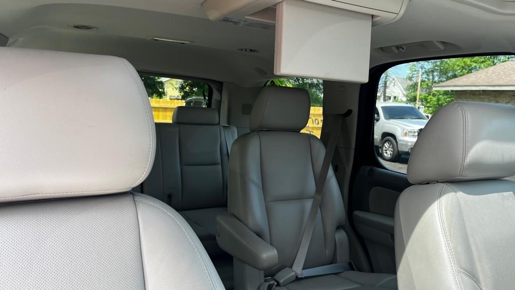 Chevrolet Tahoe LTZ 4WD 2013