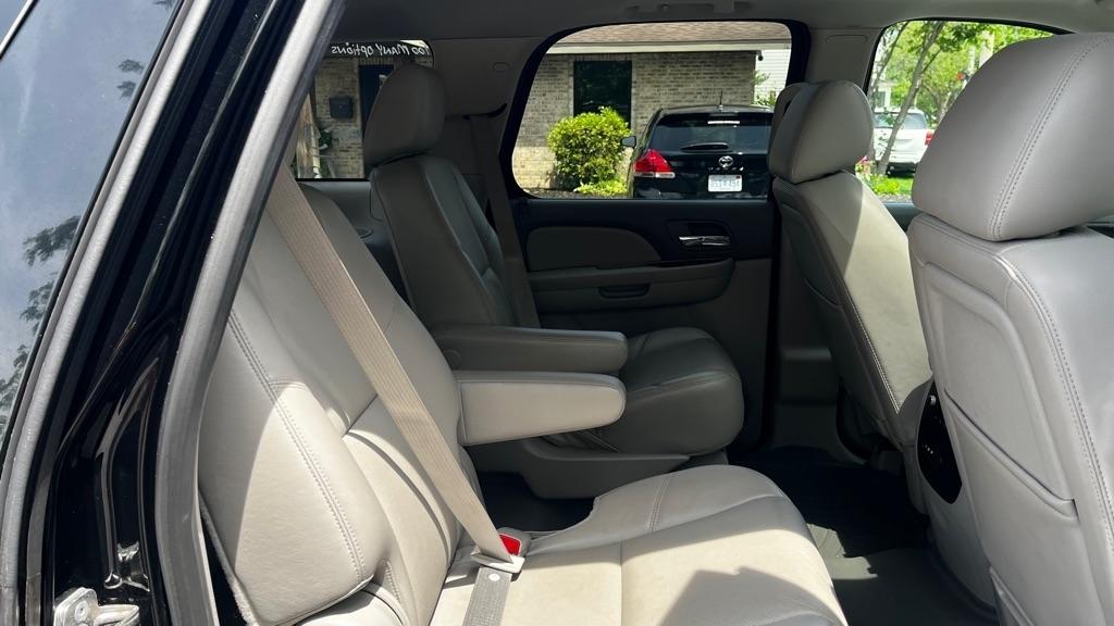 Chevrolet Tahoe LTZ 4WD 2013