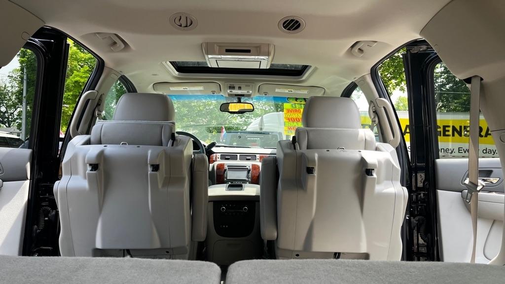 Chevrolet Tahoe LTZ 4WD 2013