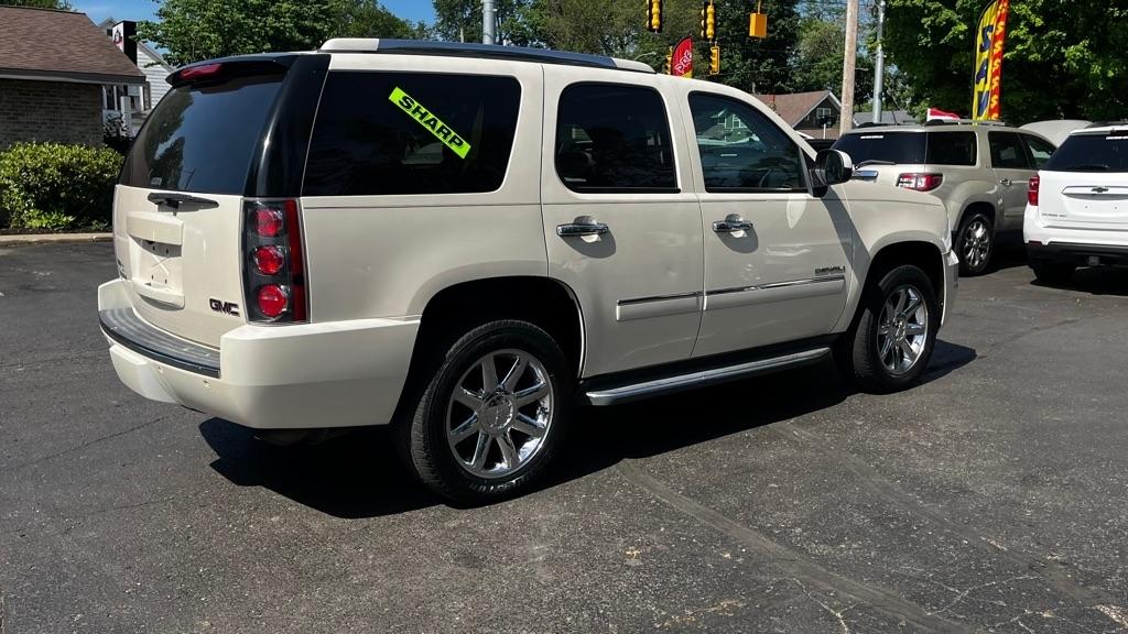 GMC Yukon Denali 4WD 2012