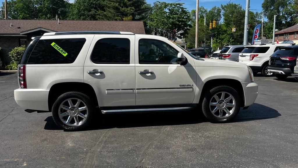 GMC Yukon Denali 4WD 2012