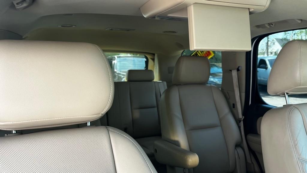 GMC Yukon Denali 4WD 2012