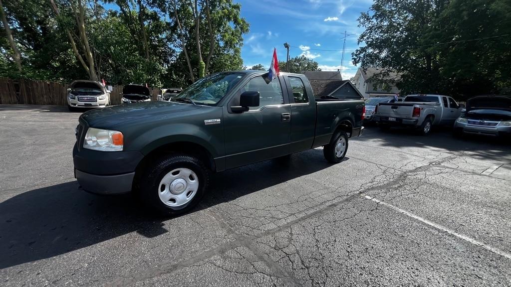 Ford F-150 XL SuperCab 4WD 2005