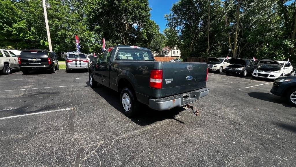 Ford F-150 XL SuperCab 4WD 2005