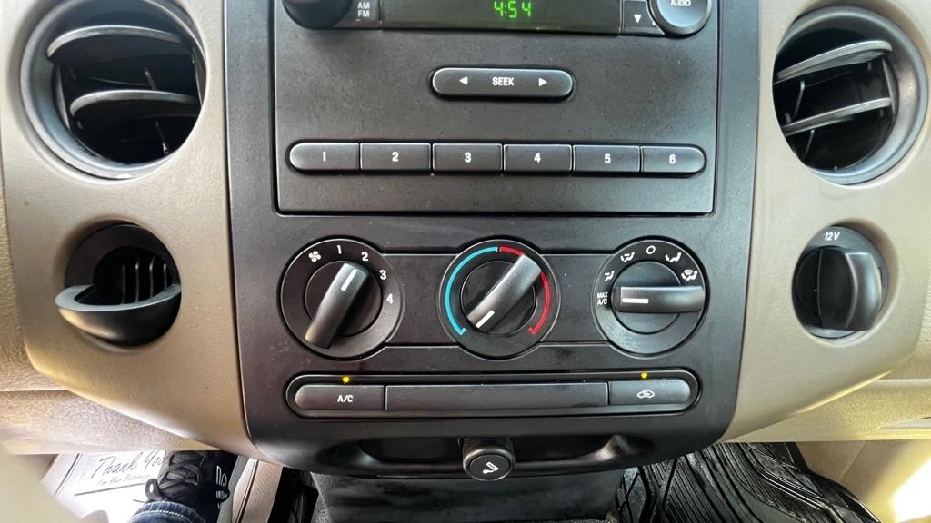 Ford F-150 XL SuperCab 4WD 2005