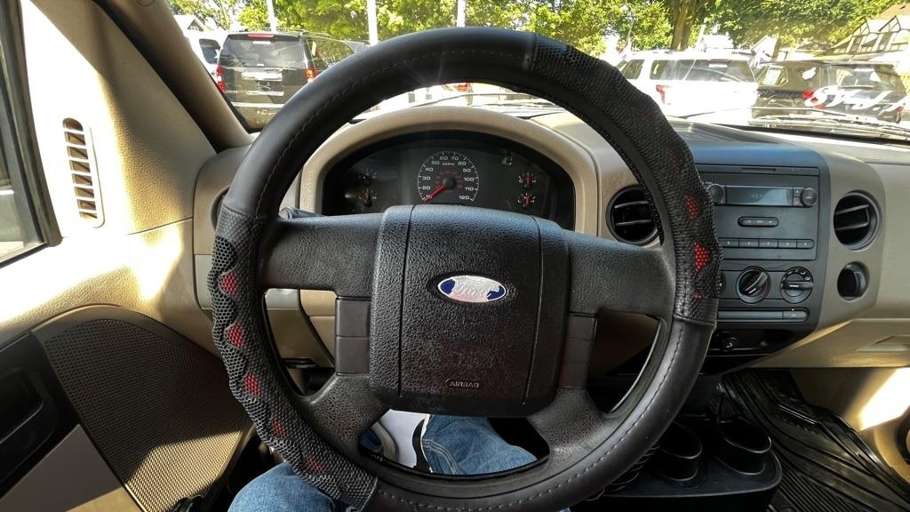 Ford F-150 XL SuperCab 4WD 2005