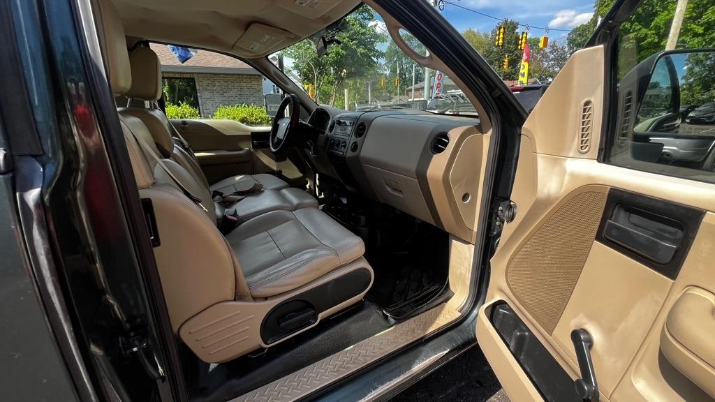 Ford F-150 XL SuperCab 4WD 2005