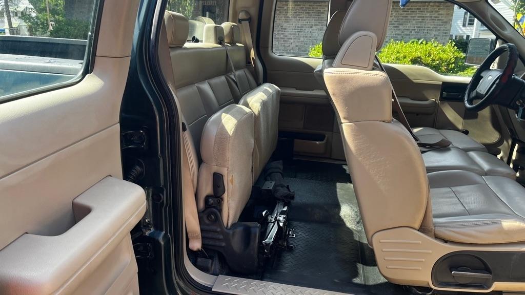 Ford F-150 XL SuperCab 4WD 2005