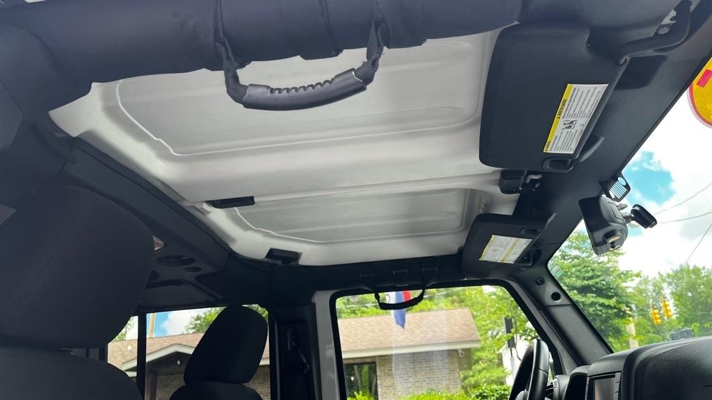 Jeep Wrangler Unlimited Sport 4WD 2015
