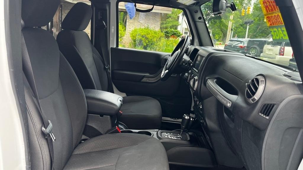 Jeep Wrangler Unlimited Sport 4WD 2015