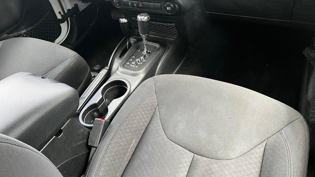 Jeep Wrangler Unlimited Sport 4WD 2015