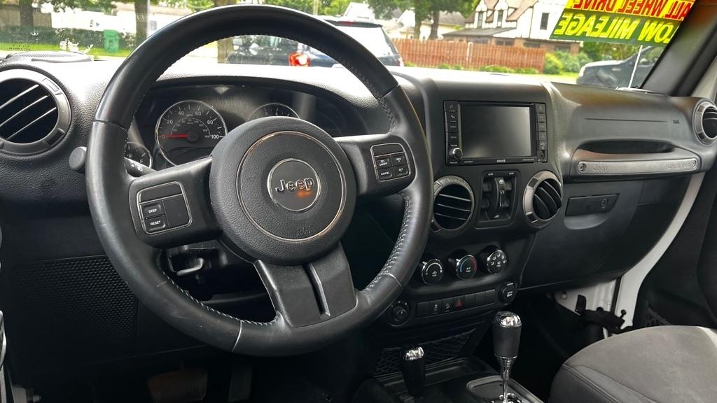Jeep Wrangler Unlimited Sport 4WD 2015