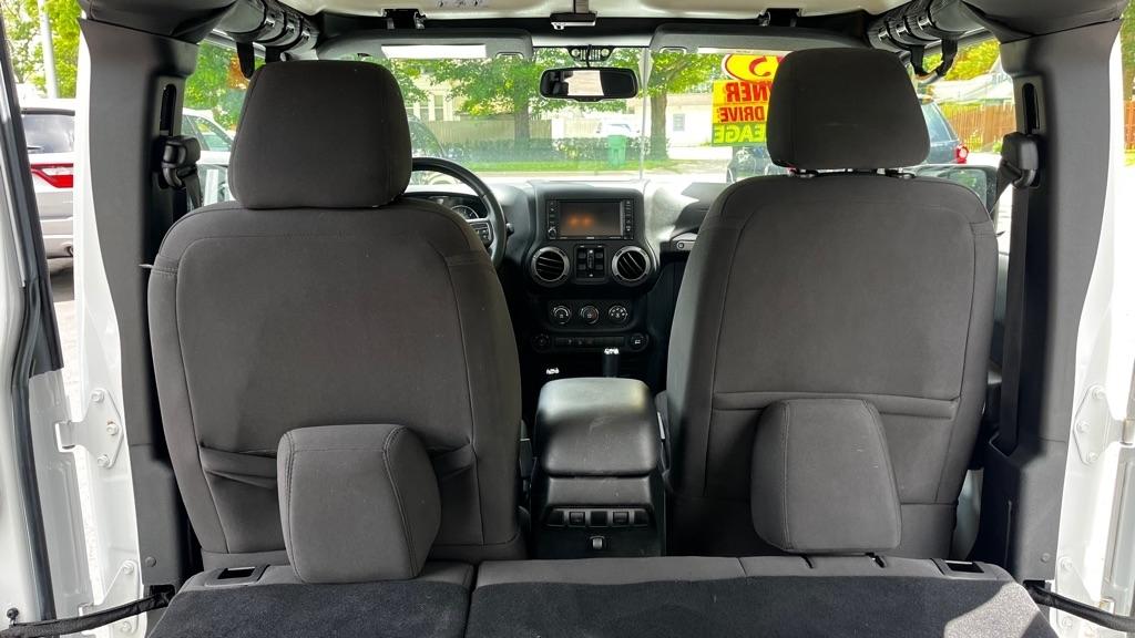 Jeep Wrangler Unlimited Sport 4WD 2015