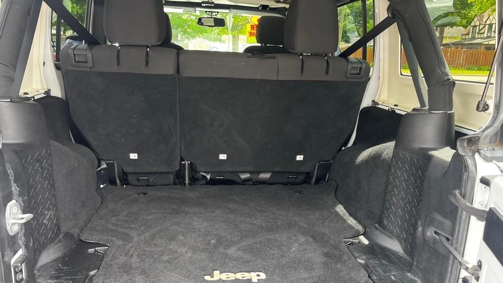 Jeep Wrangler Unlimited Sport 4WD 2015