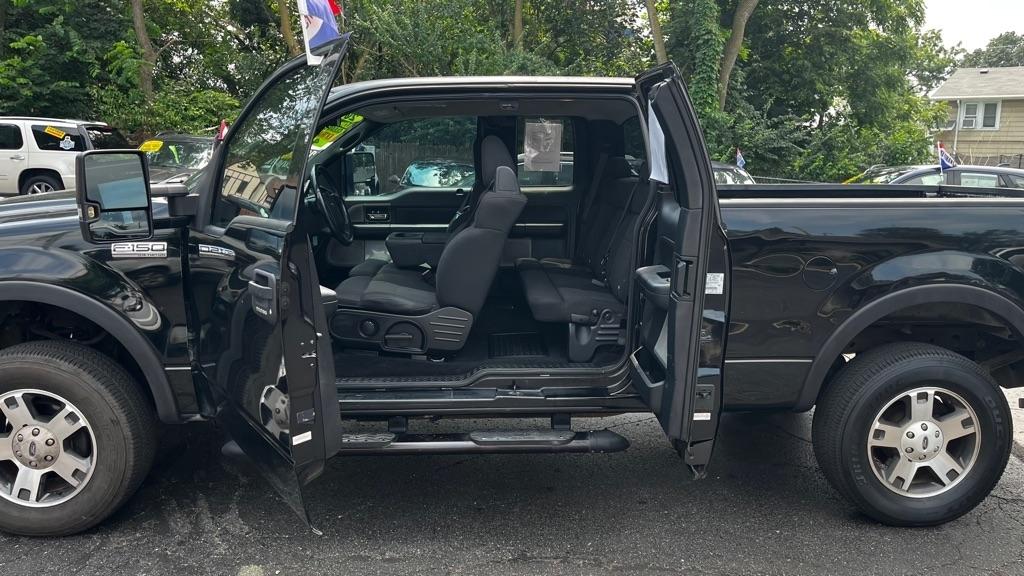 Ford F-150 XL SuperCab 4WD 2004