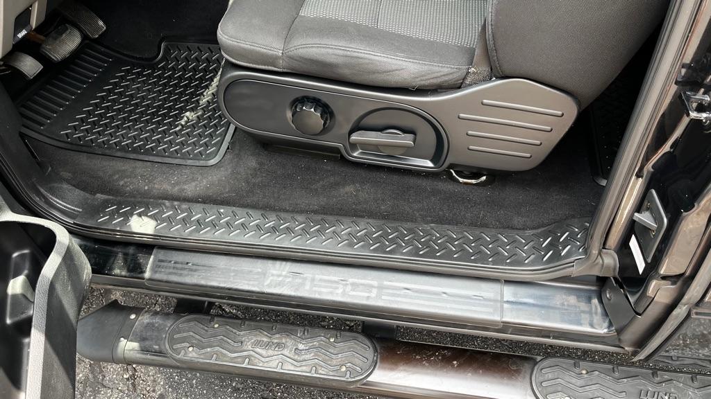 Ford F-150 XL SuperCab 4WD 2004