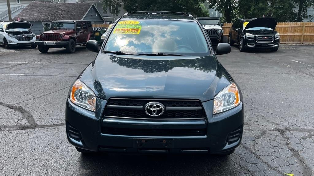 Toyota RAV4 Base I4 4WD 2012