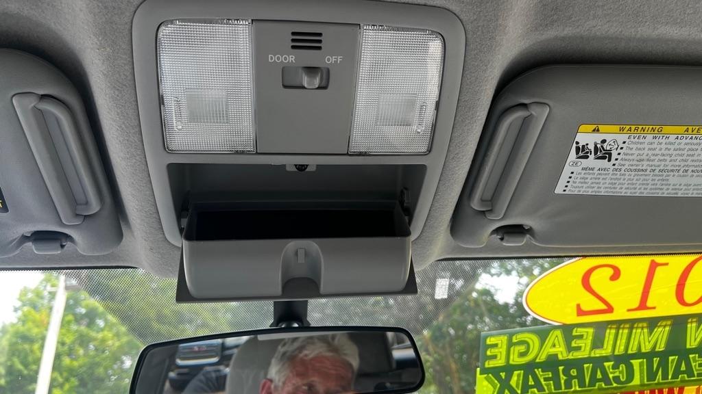 Toyota RAV4 Base I4 4WD 2012