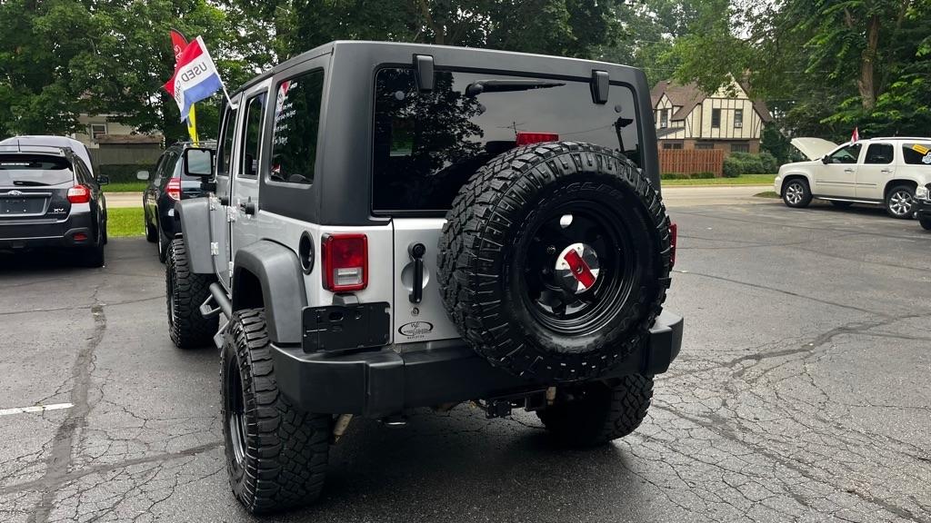 Jeep Wrangler Unlimited Sport 4WD 2011