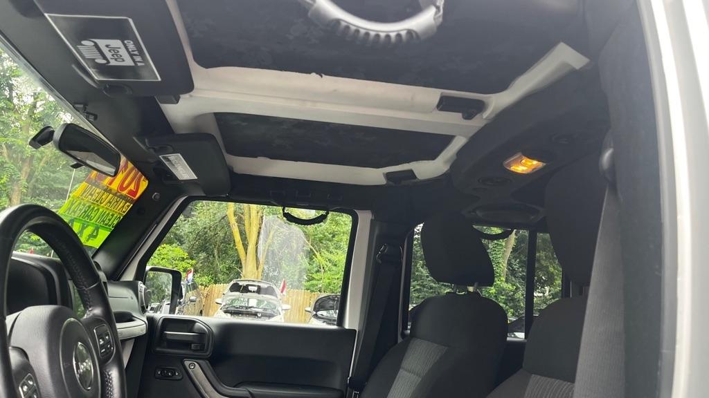 Jeep Wrangler Unlimited Sport 4WD 2011