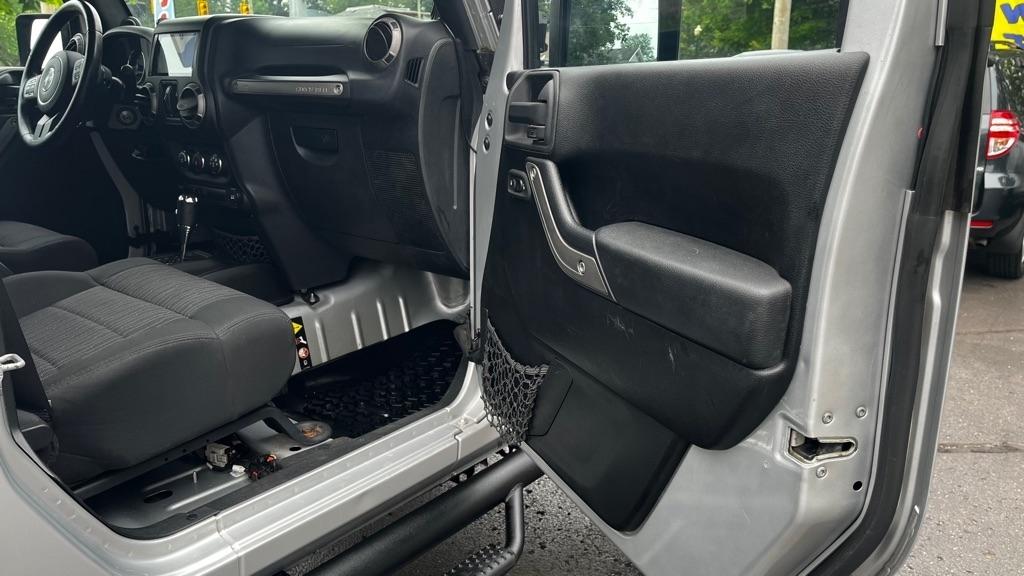 Jeep Wrangler Unlimited Sport 4WD 2011