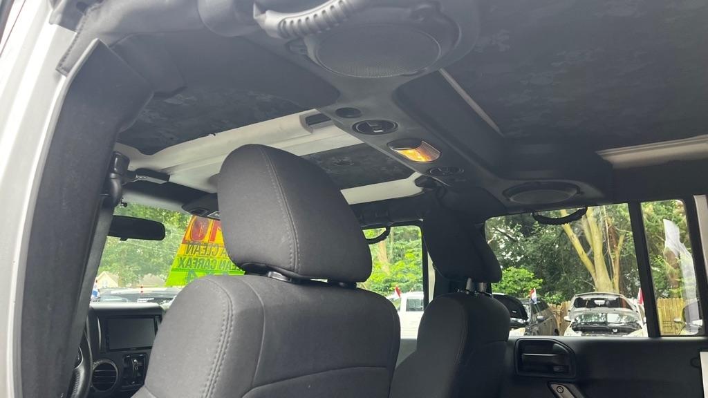Jeep Wrangler Unlimited Sport 4WD 2011