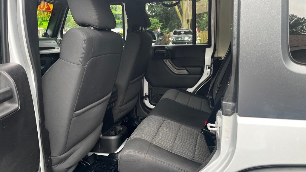 Jeep Wrangler Unlimited Sport 4WD 2011