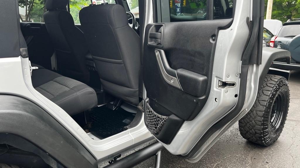 Jeep Wrangler Unlimited Sport 4WD 2011