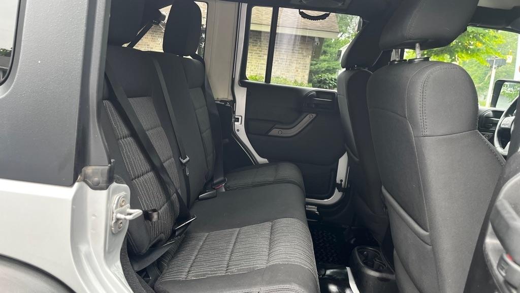 Jeep Wrangler Unlimited Sport 4WD 2011