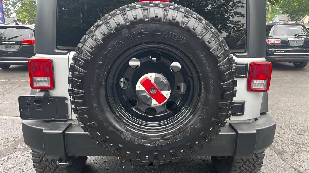 Jeep Wrangler Unlimited Sport 4WD 2011